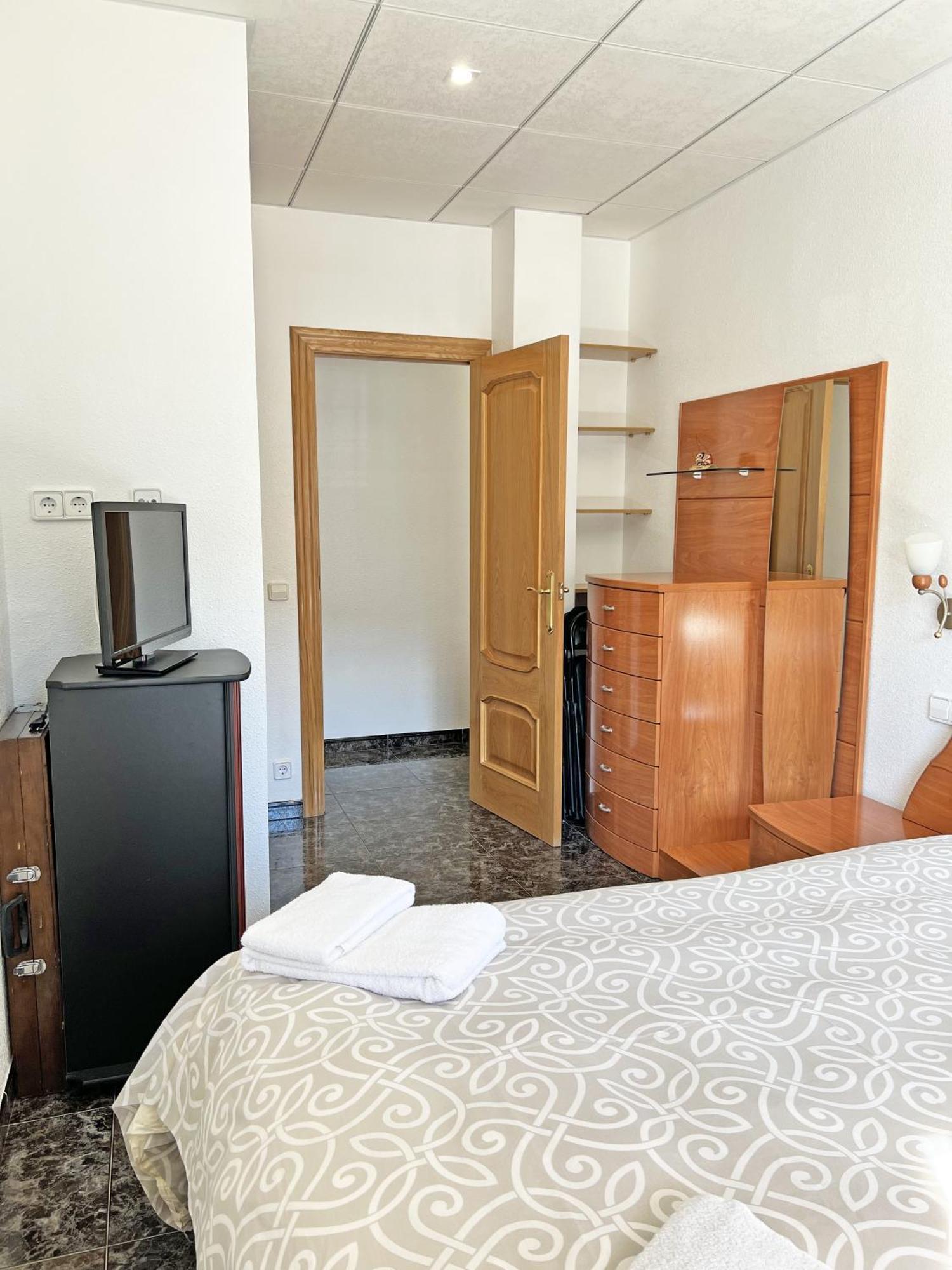 A 100M De La Playa. 2 Hab. A/C Apartment Alicante Exterior photo